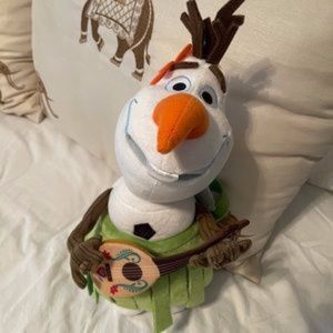 Hawaii Frozen Olaf Disney Store plush animal